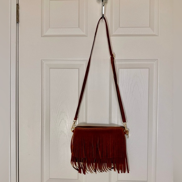 4/$20 Ardene Fringe Brown Western crossbody suede bag - Picture 3 of 7